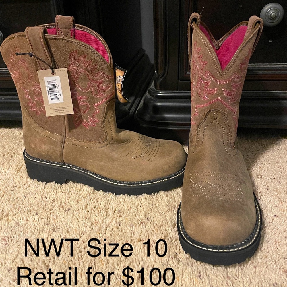 Ariat Womens Fatbaby Western Boot Shortie size 10
